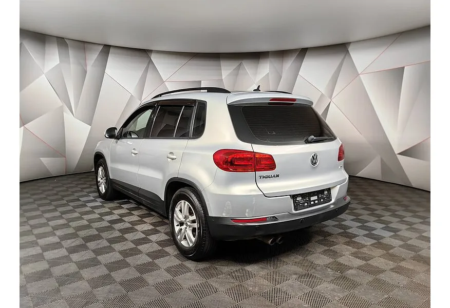 Volkswagen Tiguan 1.4 TSI BlueMotion DSG (150 л.с.) Желтый в АВИЛОН. Слайд №6