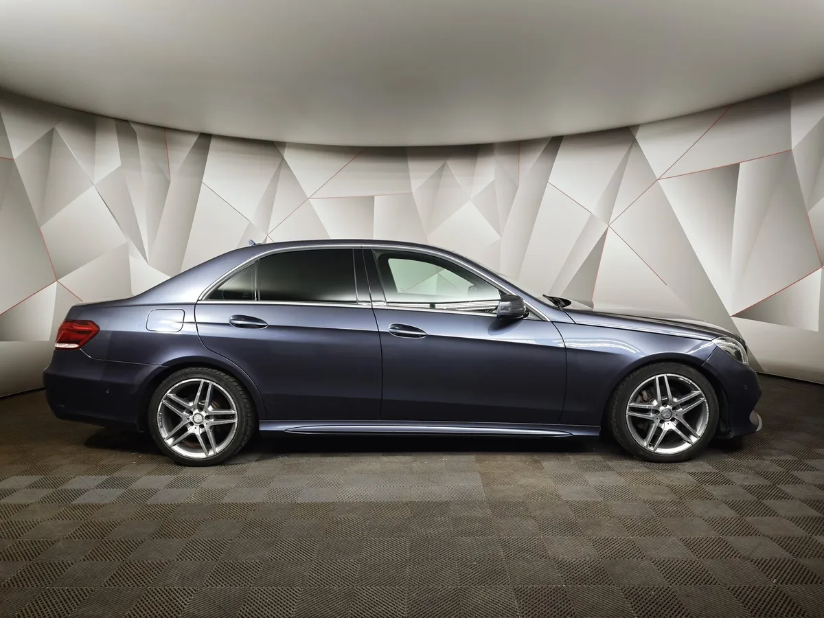 Mercedes-Benz E-Класс E 200 T BlueEfficiency 7G-Tronic Plus (184 л.с.) Синий в АВИЛОН. Слайд №6