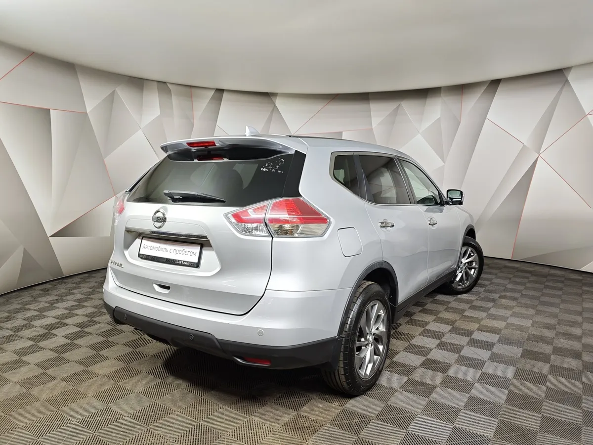 Nissan X-Trail 2.5 CVT AWD (171 л.с.) Серебристый в АВИЛОН. Слайд №2