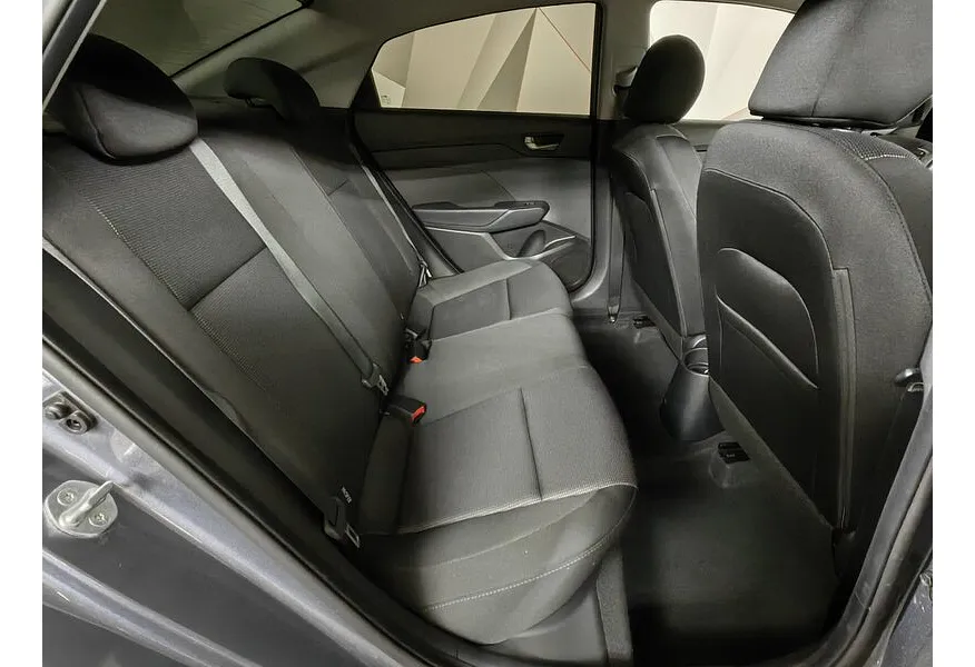 Hyundai Solaris 1.6 AT (123 л.с.) Comfort Серый в АВИЛОН. Слайд №16