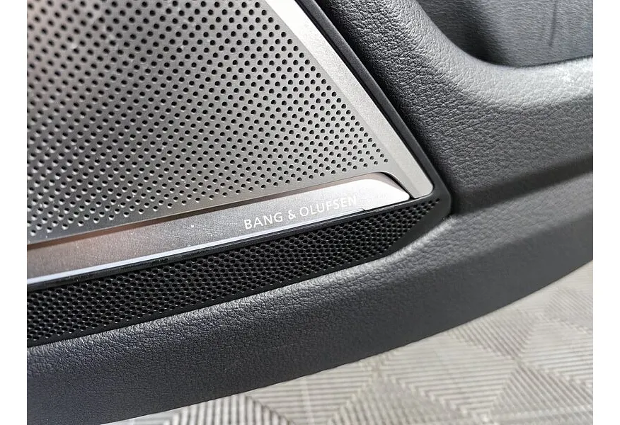 Audi RS 7 4.0 TFSI Tiptronic quattro (600 л.с.) Синий в АВИЛОН. Слайд №25