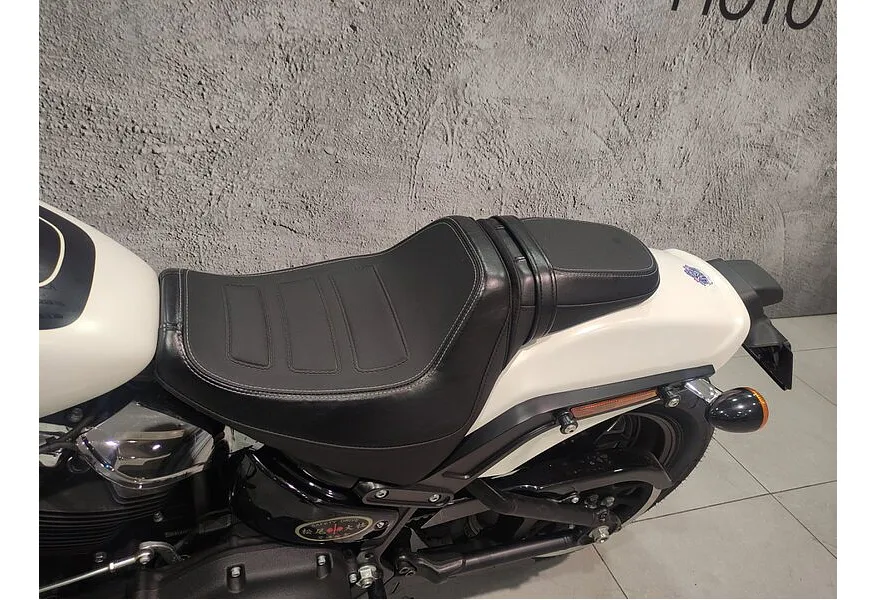 LIVE. Слайд №6