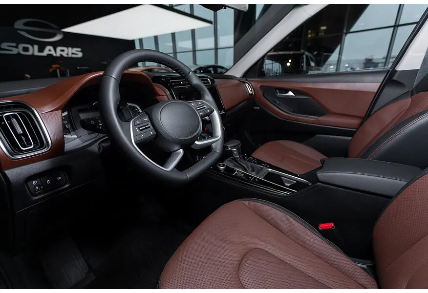 Solaris HC 2.0 AT 4WD (150 л.с.) Prestige + Smart sence Белый в АВИЛОН. Слайд №4