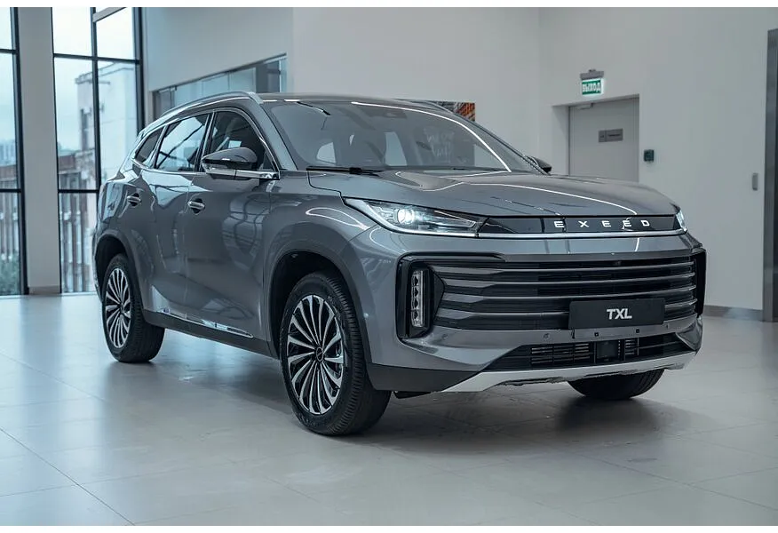 EXEED TXL 2.0 8AT AWD (197 л.с.) Flagship Серебристый в АВИЛОН. Слайд №2