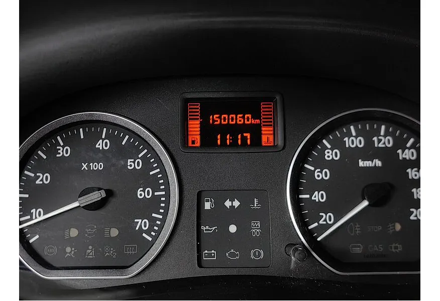 Renault Sandero 1.6 MT (84 л.с.) Stepway Красный в АВИЛОН. Слайд №16