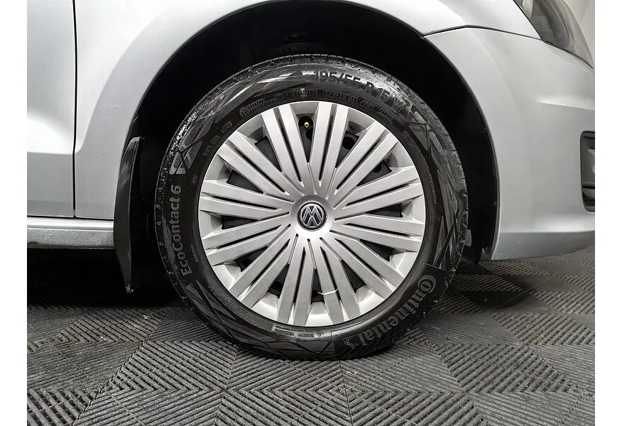 АВИЛОН - Volkswagen Polo 1.6 MPI MT (110 л.с.) Comfortline Серебристый - slide 15