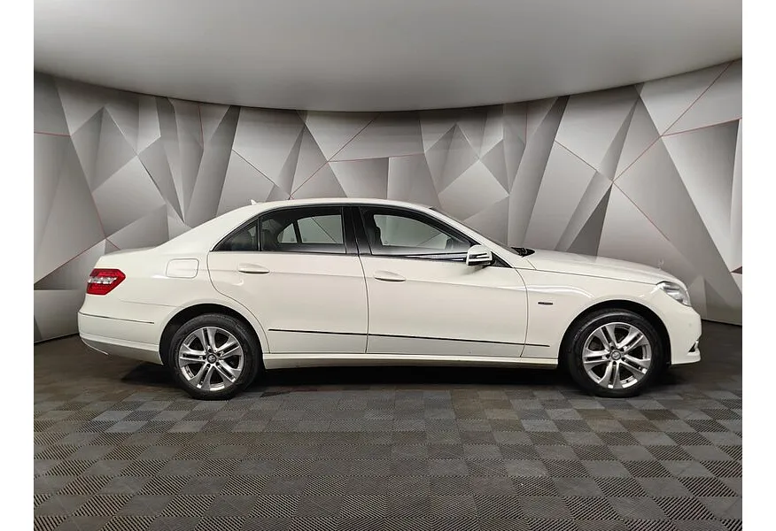 АВИЛОН - Mercedes-Benz E-Класс E 200 T CGI BlueEfficiency AT (184 л.с.) Белый - slide 3