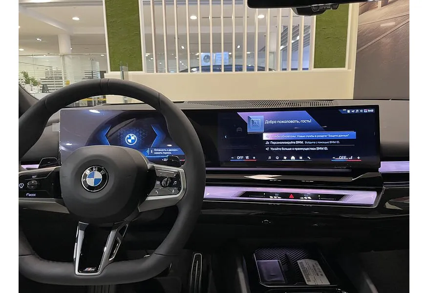 BMW 5 серия 520d xDrive AT (197 л.с.) Черный в АВИЛОН. Слайд №8