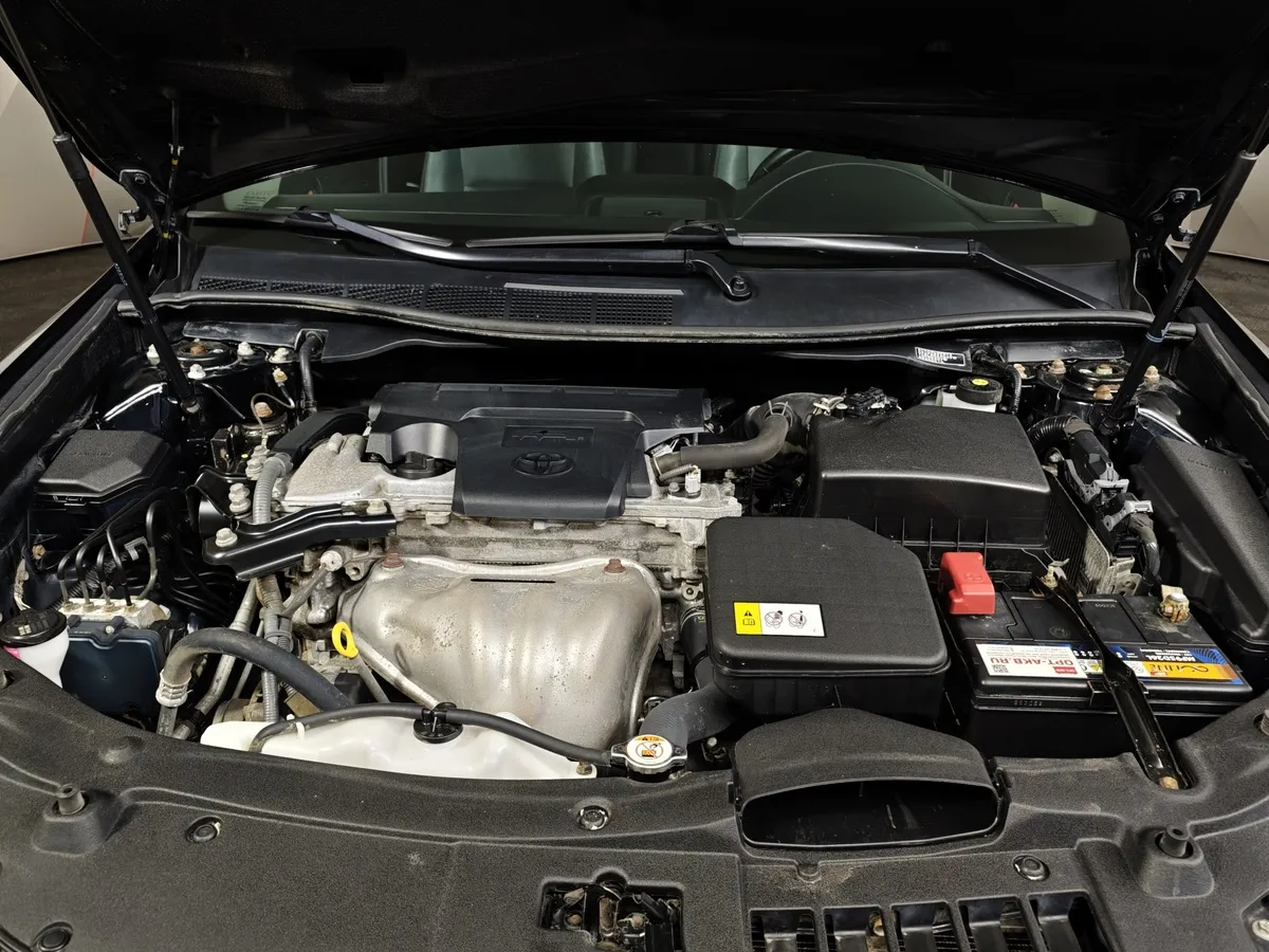 Toyota Camry 2.5 AT (181 л.с.) Черный в АВИЛОН. Слайд №11