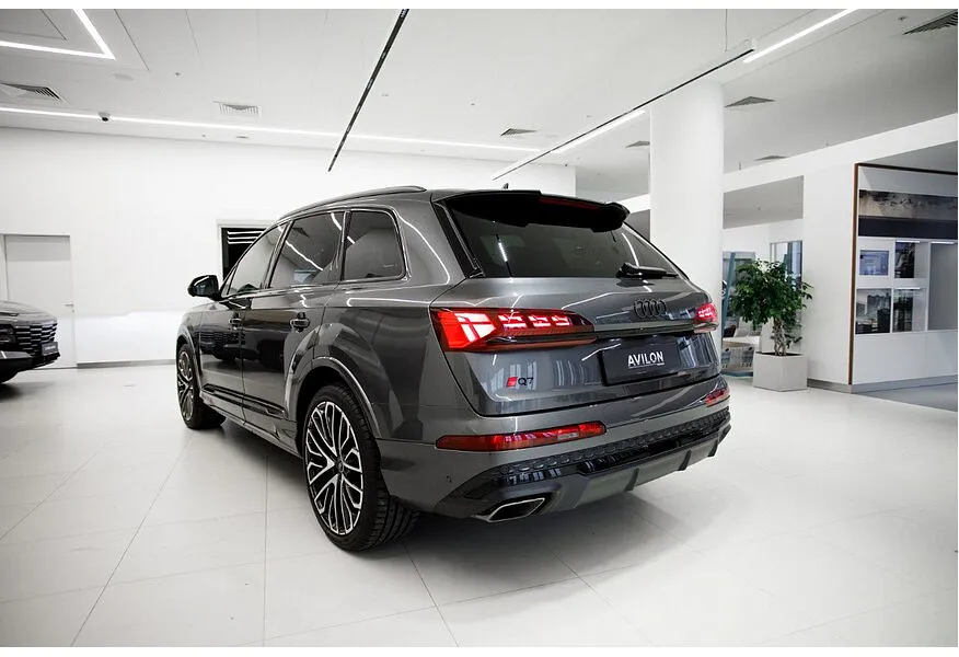 Audi Q7 55 3.0 TFSI tiptronic quattro (340 л.с.) Серый в АВИЛОН. Слайд №7