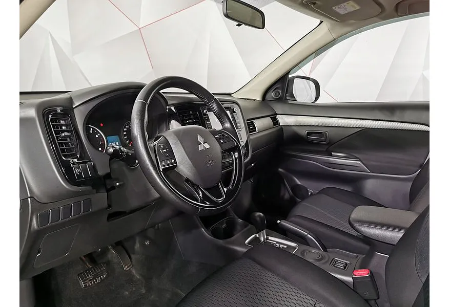 Mitsubishi Outlander 2.0 CVT (146 л.с.) Invite Черный в АВИЛОН. Слайд №19
