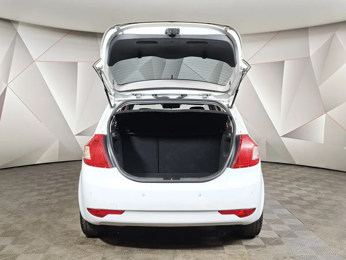 Kia Ceed 1.6 AT (122 л.с.) Белый в АВИЛОН. Слайд №12