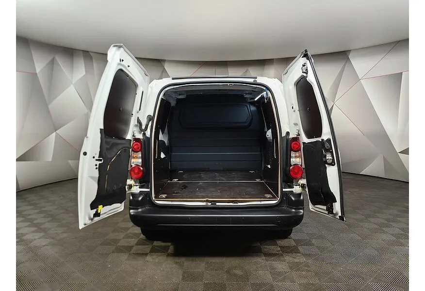 АВИЛОН - Peugeot Partner 1.6 HDi MT (90 л.с.) Белый - slide 13