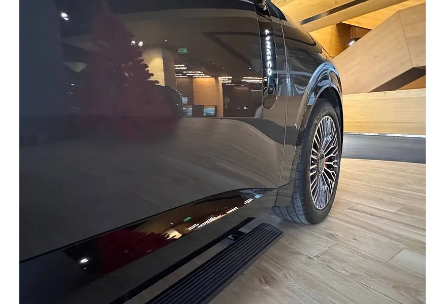 Lynk & Co 900 2.0 AT 4WD (884 л.с.) Discovery Серый в АВИЛОН. Слайд №15