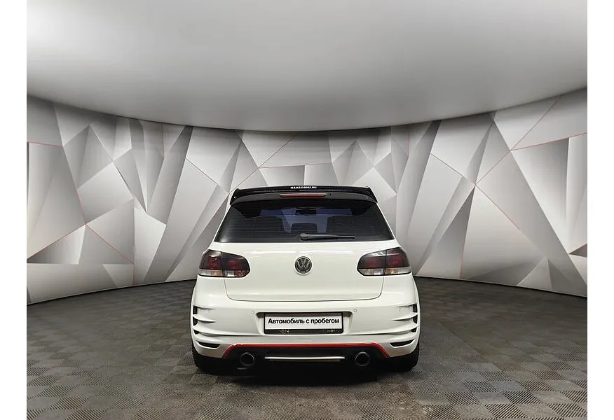 Volkswagen Golf 2.0 TSI DSG (210 л.с.) GTI Белый в АВИЛОН. Слайд №8 Volkswagen Golf 2.0 TSI DSG (210 л.с.) GTI Белый в АВИЛОН. Слайд №8
