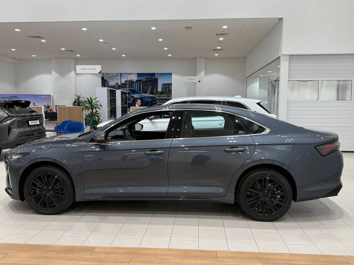 Geely Preface 2.0T 7DCT FWD (150 л.с.) Флагман Серый в АВИЛОН. Слайд №3
