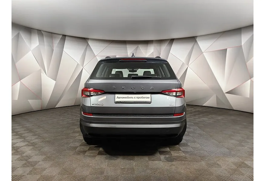 АВИЛОН - Skoda Kodiaq 2.0 TSI DSG 4X4 (180 л.с.) Серый - slide 5