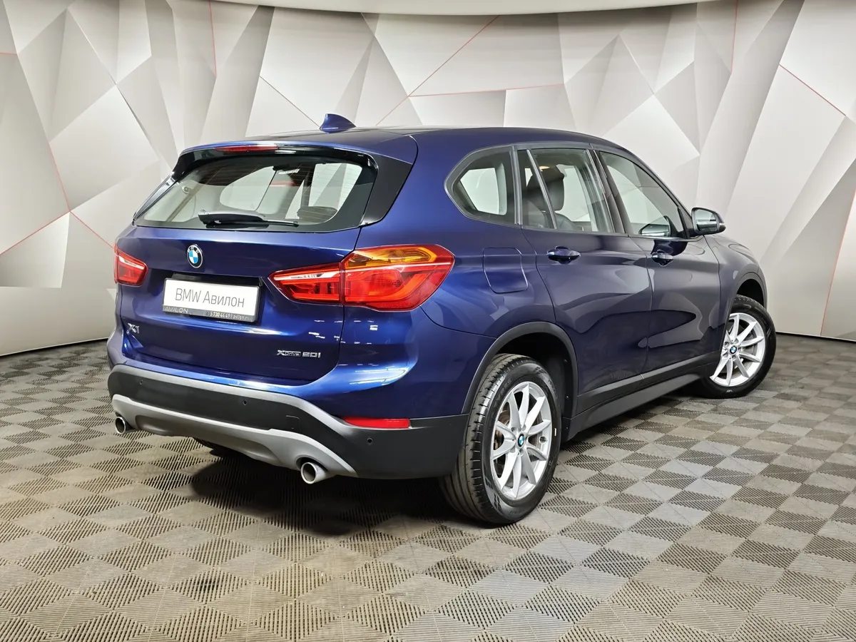 BMW X1 20i xDrive Steptronic AT (192 л.с.) M Sport Синий в АВИЛОН. Слайд №2