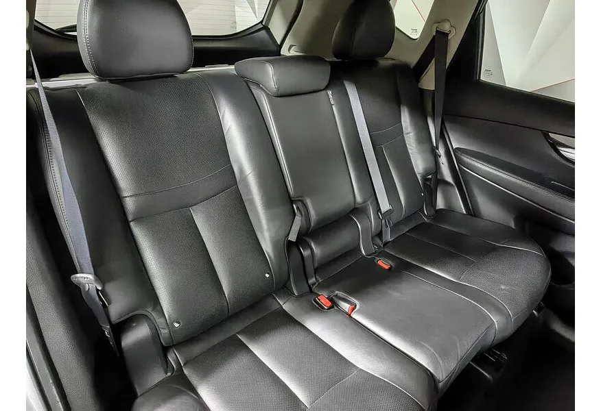 Nissan X-Trail 2.5 CVT AWD (171 л.с.) Серый в АВИЛОН. Слайд №16 Nissan X-Trail 2.5 CVT AWD (171 л.с.) Серый в АВИЛОН. Слайд №16