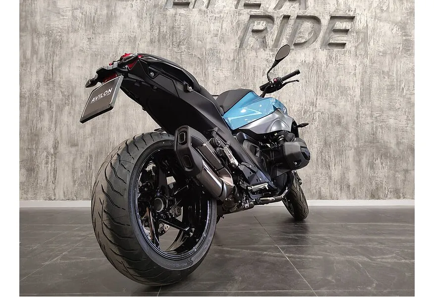 BMW Motorrad R 1300 R R 1300 R 1300 см³ (145 л.с.) (145) 1300 Синий в АВИЛОН. Слайд №6