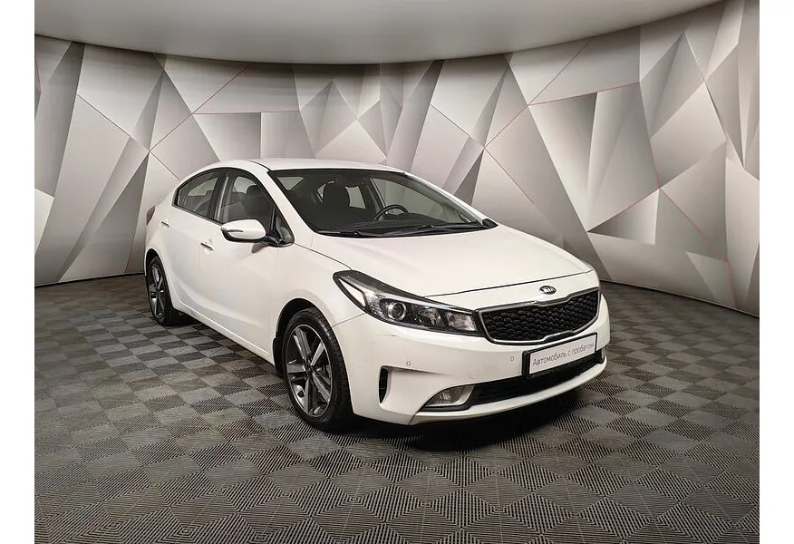 Kia Cerato 2.0 AT (150 л.с.) Белый в АВИЛОН. Слайд №3