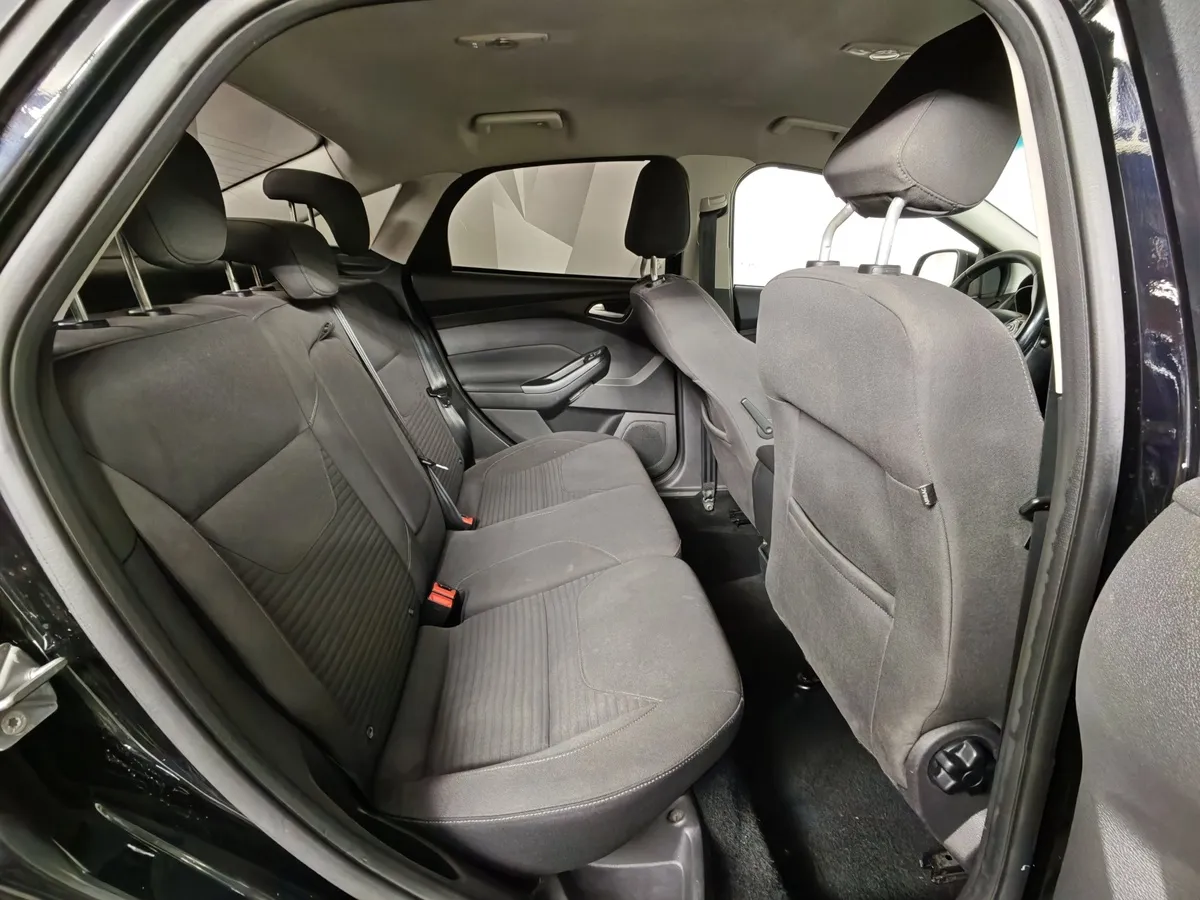 Ford Focus 1.5 EcoBoost AT (150 л.с.) Titanium Черный в АВИЛОН. Слайд №16