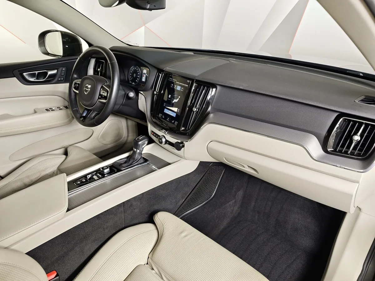 Volvo XC60 2.0 T5 AT AWD (249 л.с.) Inscription Зеленый в АВИЛОН. Слайд №13