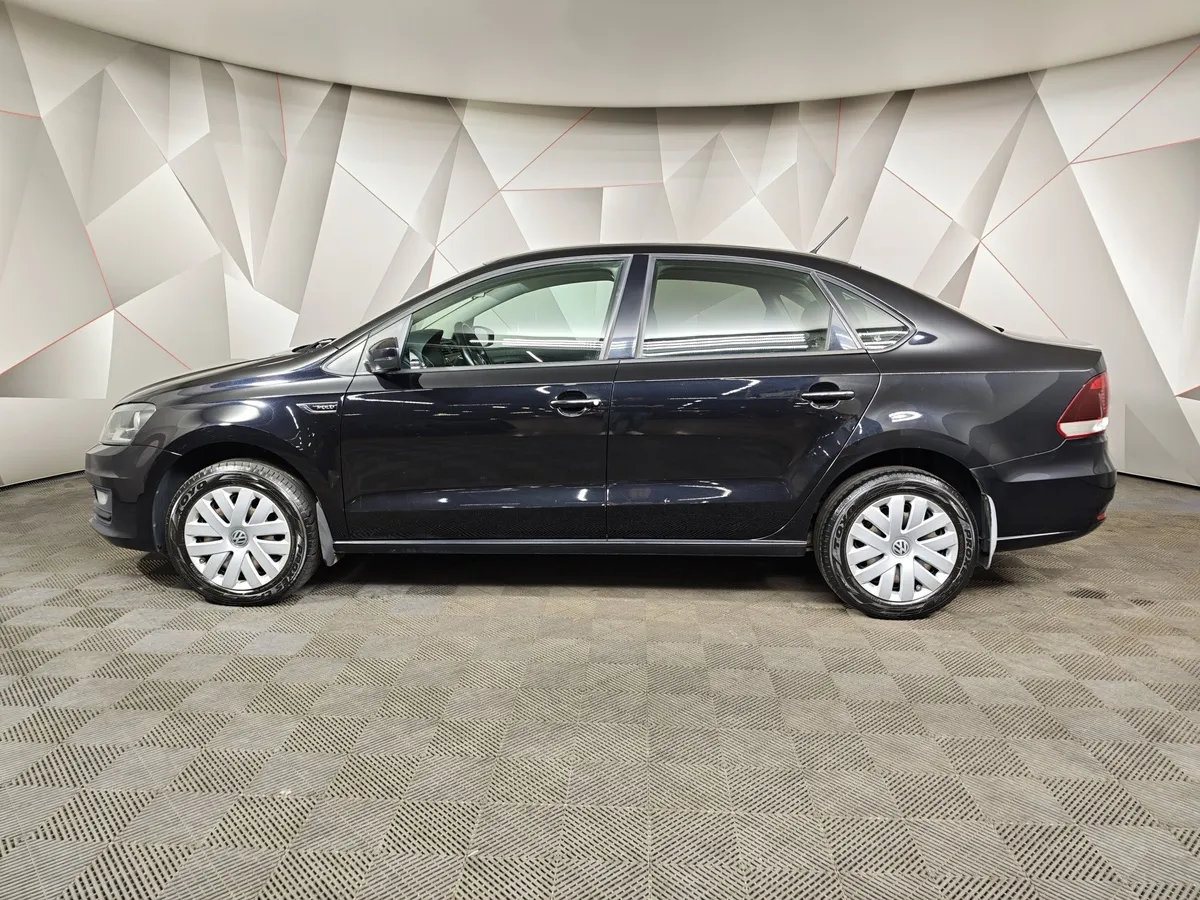 Volkswagen Polo 1.6 MPI AT (110 л.с.) Highline Черный в АВИЛОН. Слайд №5