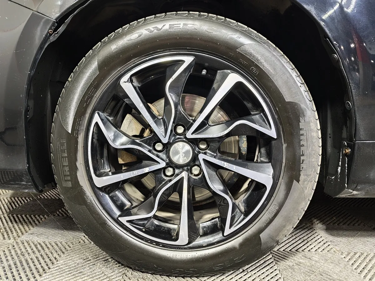 Toyota Camry 2.5 AT (181 л.с.) Стандарт Черный в АВИЛОН. Слайд №9