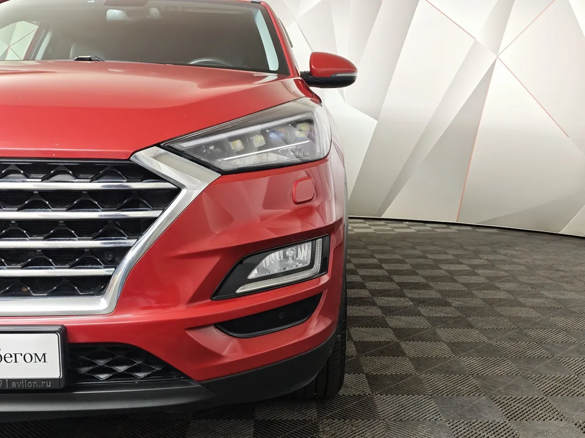 Hyundai Tucson 2.0 (150 л.с.) MPi-6AT-4WD Dynamic Красный в АВИЛОН. Слайд №10