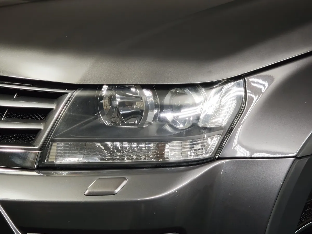Suzuki Grand Vitara 2.4 AT AWD (169 л.с.) Серый в АВИЛОН. Слайд №10