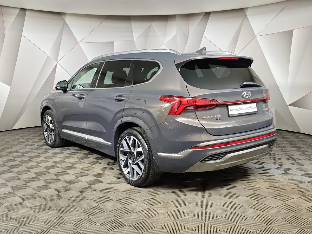 Hyundai Santa Fe 2.2 CRDi AWD 8AT (200 л.с.) Calligraphy Коричневый в АВИЛОН. Слайд №4