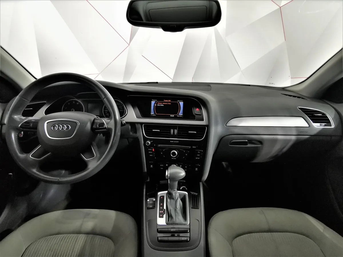 Audi A4 1.8 TFSI multitronic (120 л.с.) Белый в АВИЛОН. Слайд №12