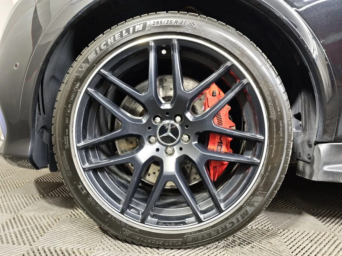 Mercedes-Benz GLE AMG 63 S 4MATIC 7G-TRONIC (585 л.с.) Особая серия Черный в АВИЛОН. Слайд №9
