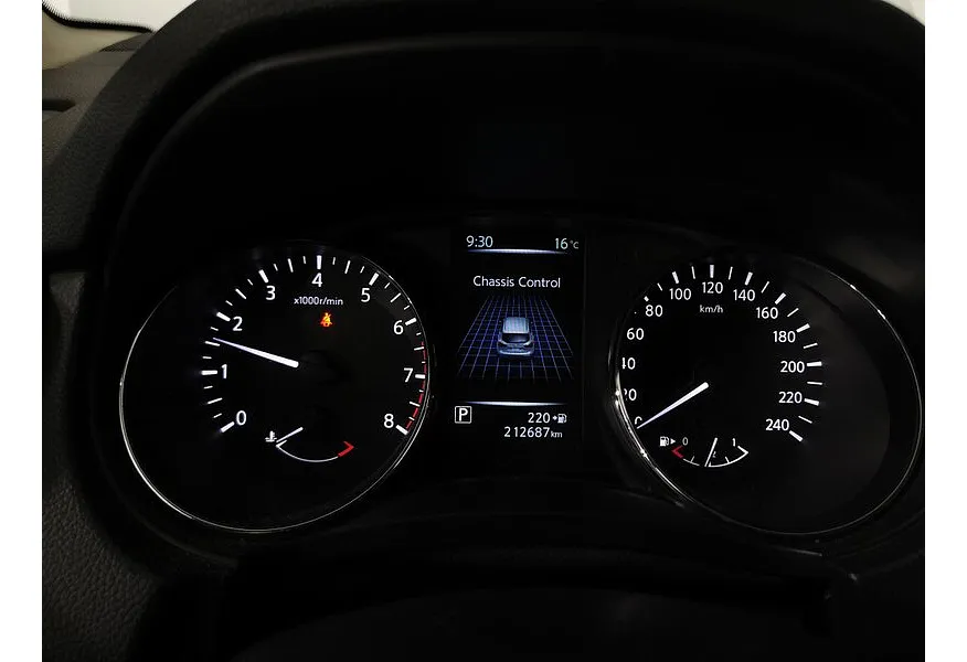 Nissan Qashqai 2.0 CVT (144 л.с.) Серебристый в АВИЛОН. Слайд №18