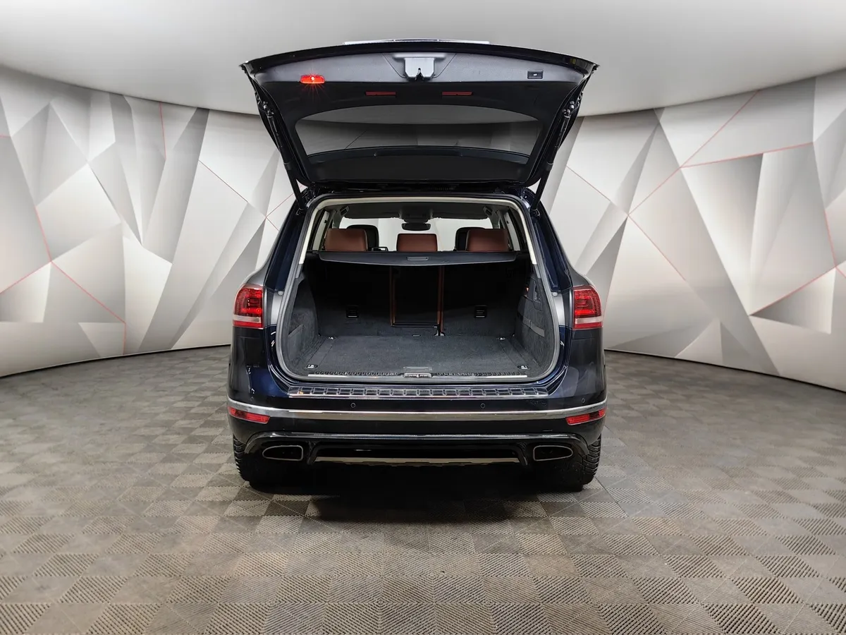 Volkswagen Touareg 3.0 TDI Tiptronic 4Motion (245 л.с.) Синий в АВИЛОН. Слайд №11