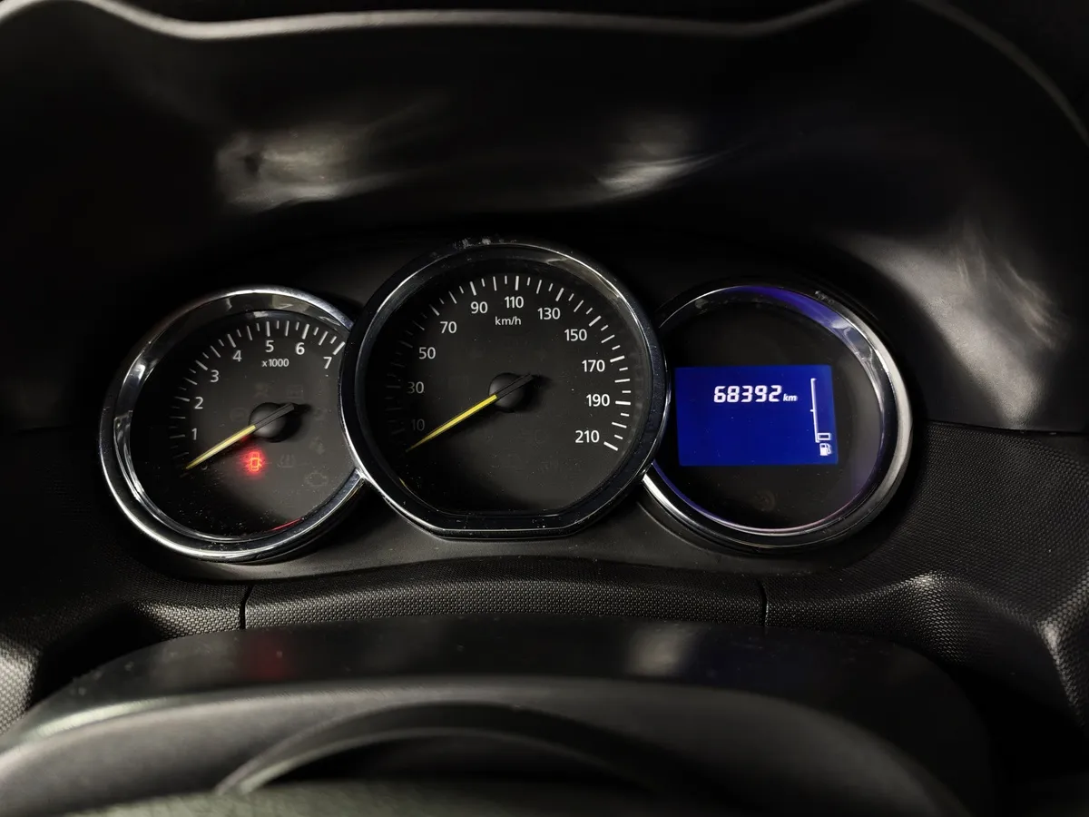 Renault Duster 2.0 MT 4x4 (143 л.с.) Зеленый в АВИЛОН. Слайд №18