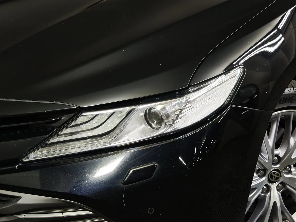 Toyota Camry 2.5 AT (181 л.с.) Черный в АВИЛОН. Слайд №10