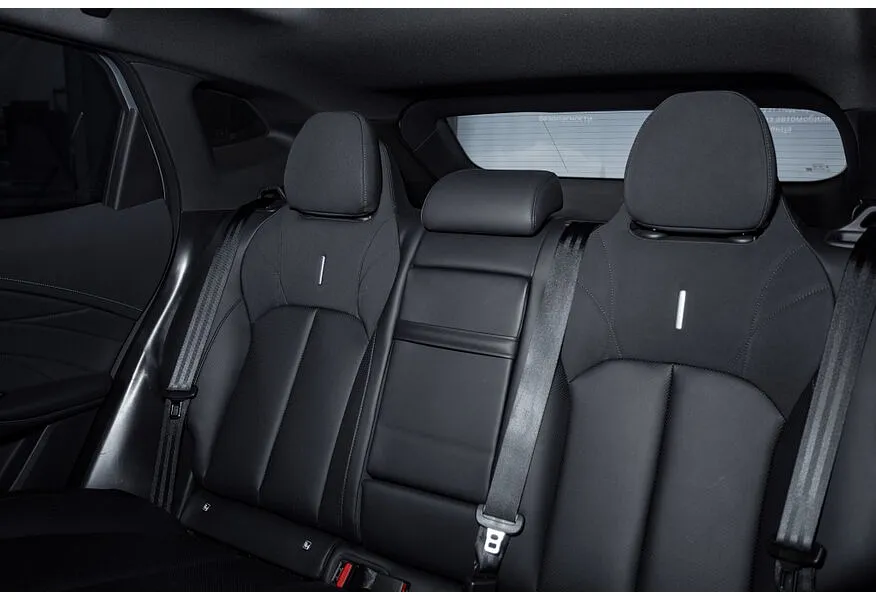 OMODA C7 1.6 DCT 4WD (150 л.с.) Ultimate Черный в АВИЛОН. Слайд №13