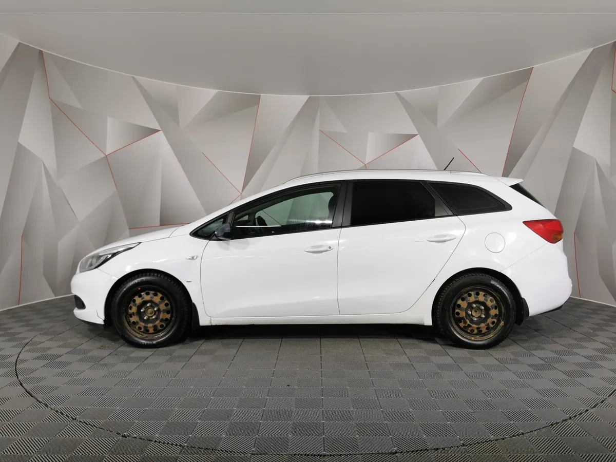 Kia Ceed 1.6 AT (129 л.с.) Luxe Белый в АВИЛОН. Слайд №5