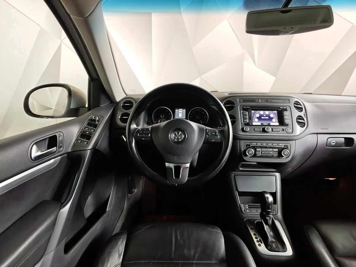 Volkswagen Tiguan 2.0 TSI 4Motion AT (170 л.с.) Track & Field Желтый в АВИЛОН. Слайд №19