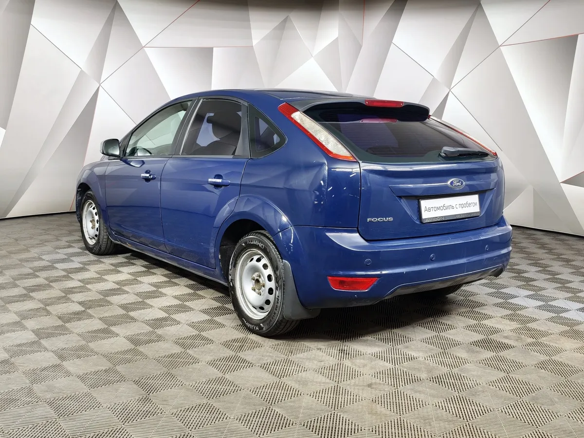 Ford Focus 1.4 MT (80 л.с.) Ambiente Синий в АВИЛОН. Слайд №4
