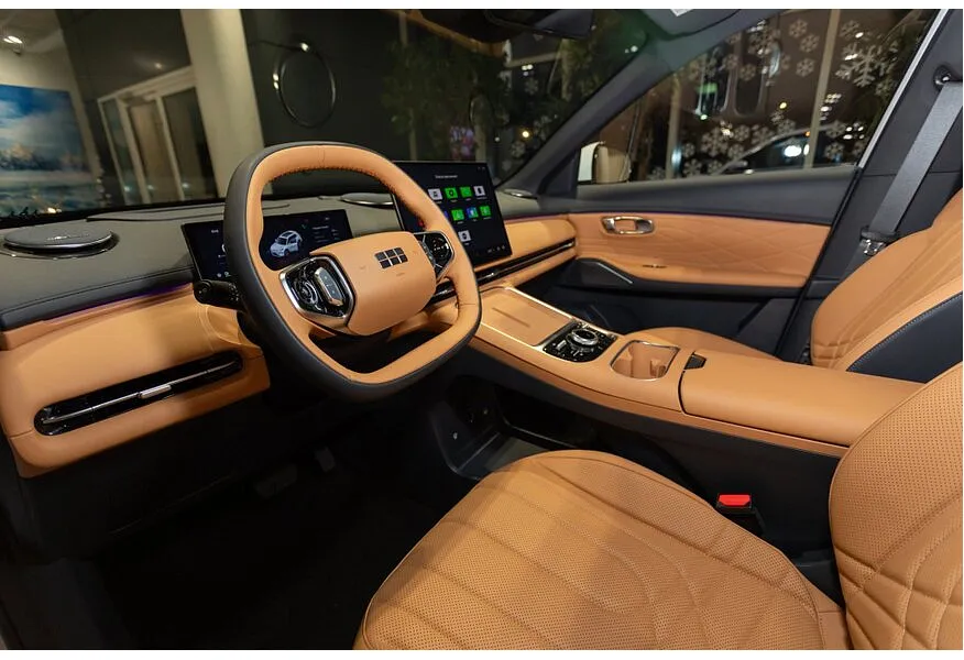 Geely EX5 EM-i 1.5 PHEV DHT FWD (218 л.с.) Max Серый в АВИЛОН. Слайд №6