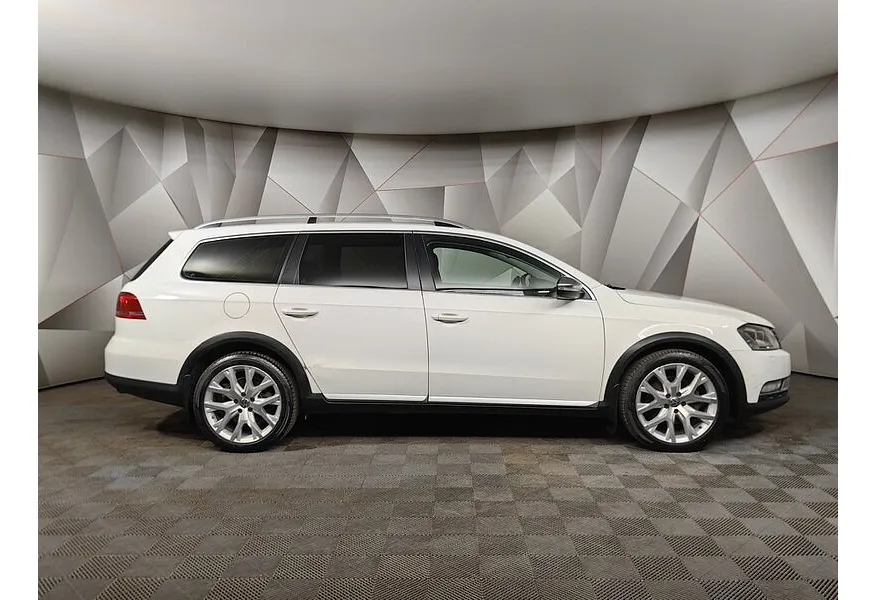 Volkswagen Passat 2.0 TSI 4Motion DSG (210 л.с.) Белый в АВИЛОН. Слайд №6