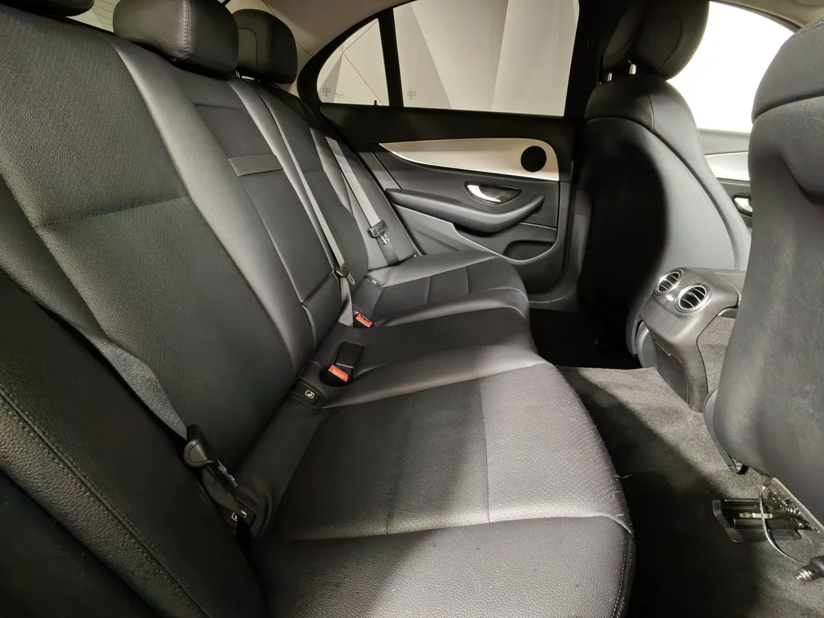Mercedes-Benz E-Класс E 200 9G-TRONIC (197 л.с.) Черный в АВИЛОН. Слайд №16