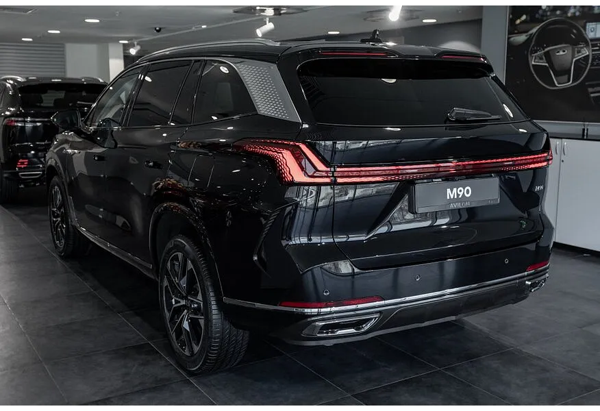 Москвич М90 2.0 ATT 4WD (147 л.с.) Ультимейт Черный в АВИЛОН. Слайд №5