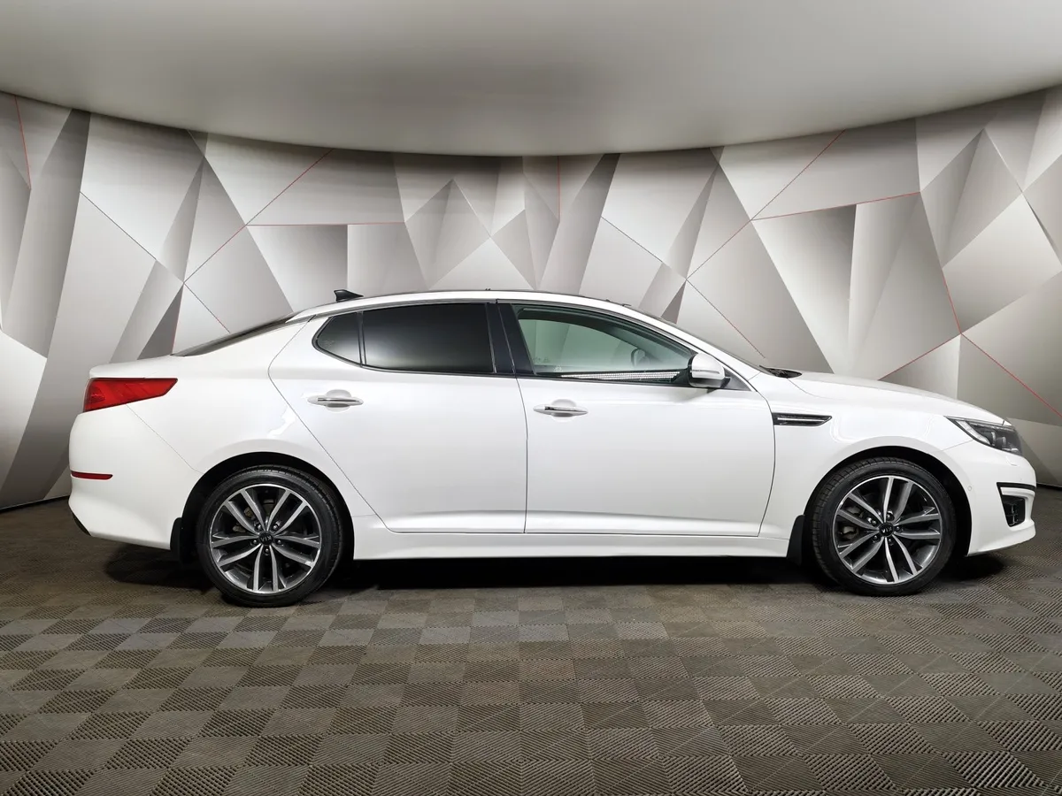 Kia Optima 2.4 AT (180 л.с.) Comfort Белый в АВИЛОН. Слайд №6