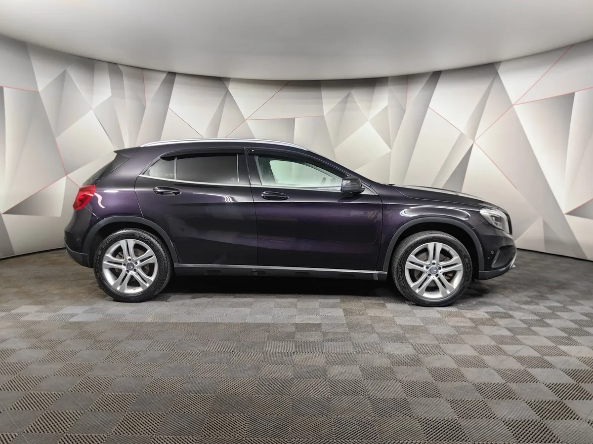 Mercedes-Benz GLA 250 7G-DCT 4MATIC (211 л.с.) Особая серия Фиолетовый в АВИЛОН. Слайд №6