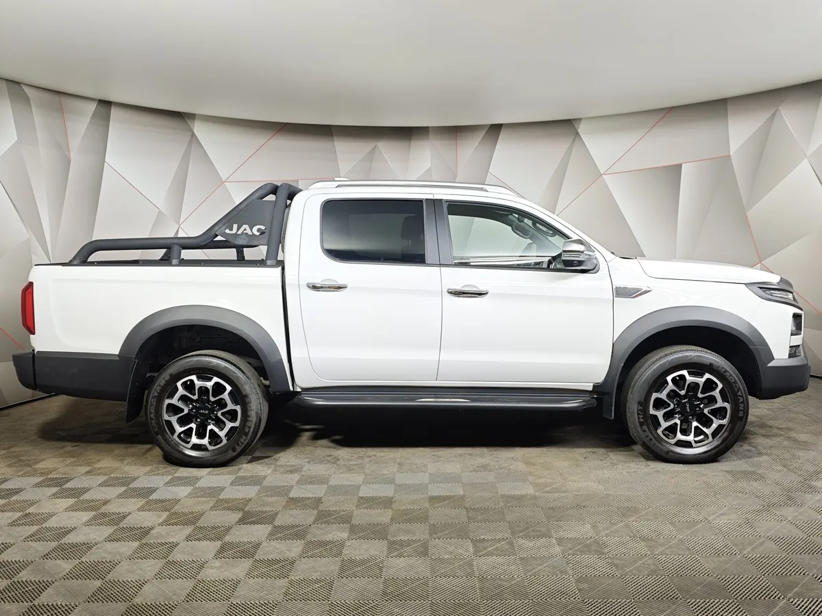JAC T9 2.0 AT 4WD (224 л.с.) Эксплор Белый в АВИЛОН. Слайд №6