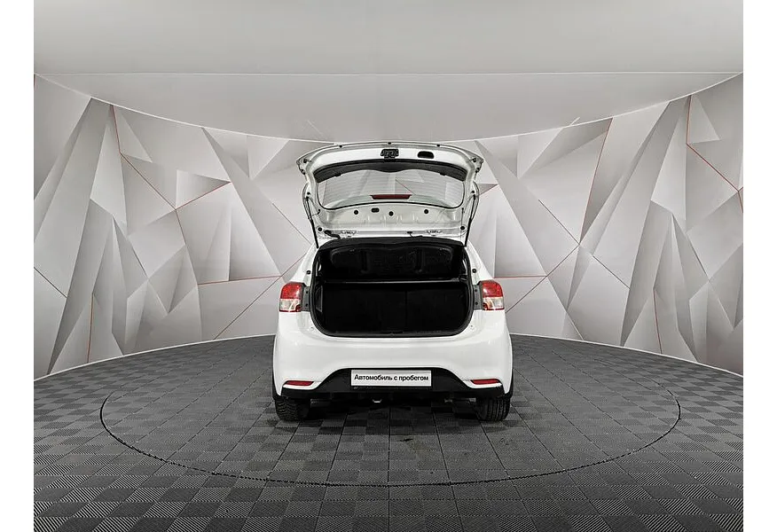 Kia Rio 1.6 AT (123 л.с.) Белый в АВИЛОН. Слайд №12